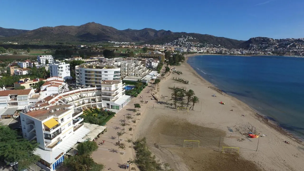 Inmosantos Oasis F5 Apartment Roses 0*,